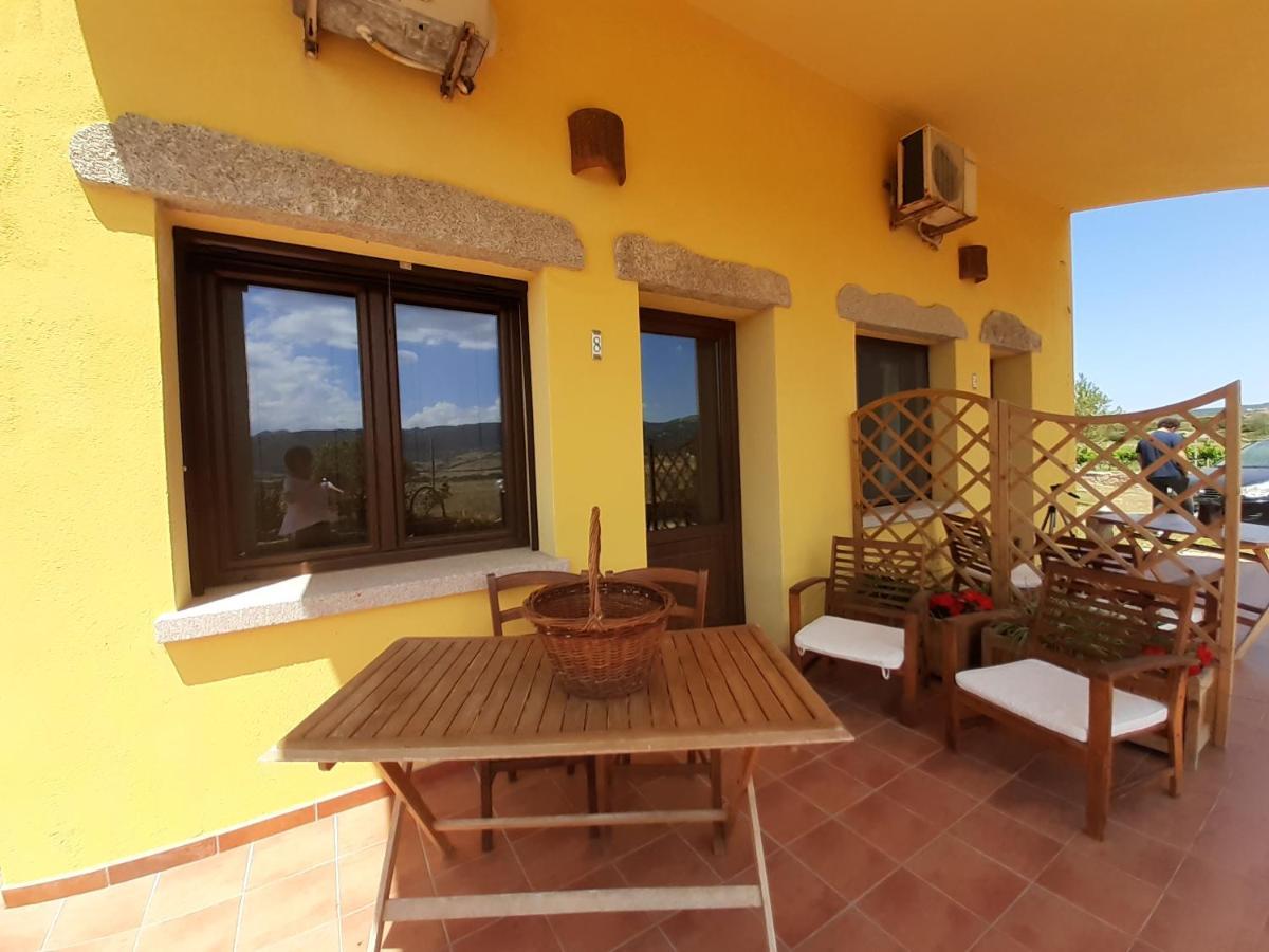 Agriturismo Campesi Casale Tra Le Vigne Aglientu Exterior foto